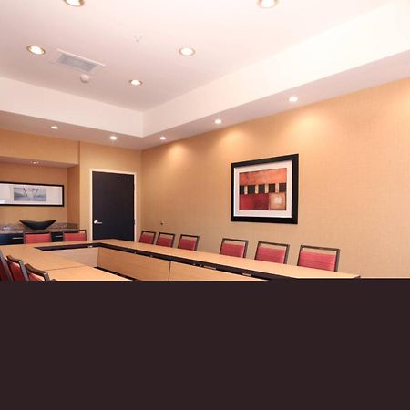 Courtyard By Marriott Dallas Lewisville Exterior photo